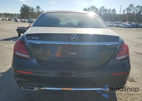 2017 Mercedes-Benz E 300 from USA, damaged, VIN WDDZF4JB8HA016889